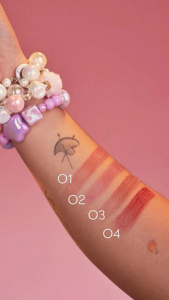 LABIAL HIDRATANTE KISSING LOVE ARIA COSMETICS