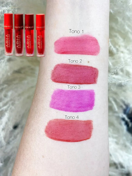 TINTA DE LABIOS CON ACIDO HIALURONICO